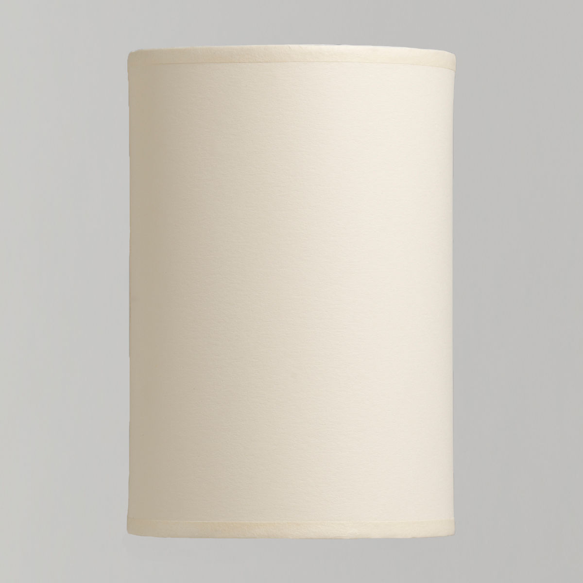 Half cylindrical long lampshade in cream card on detail