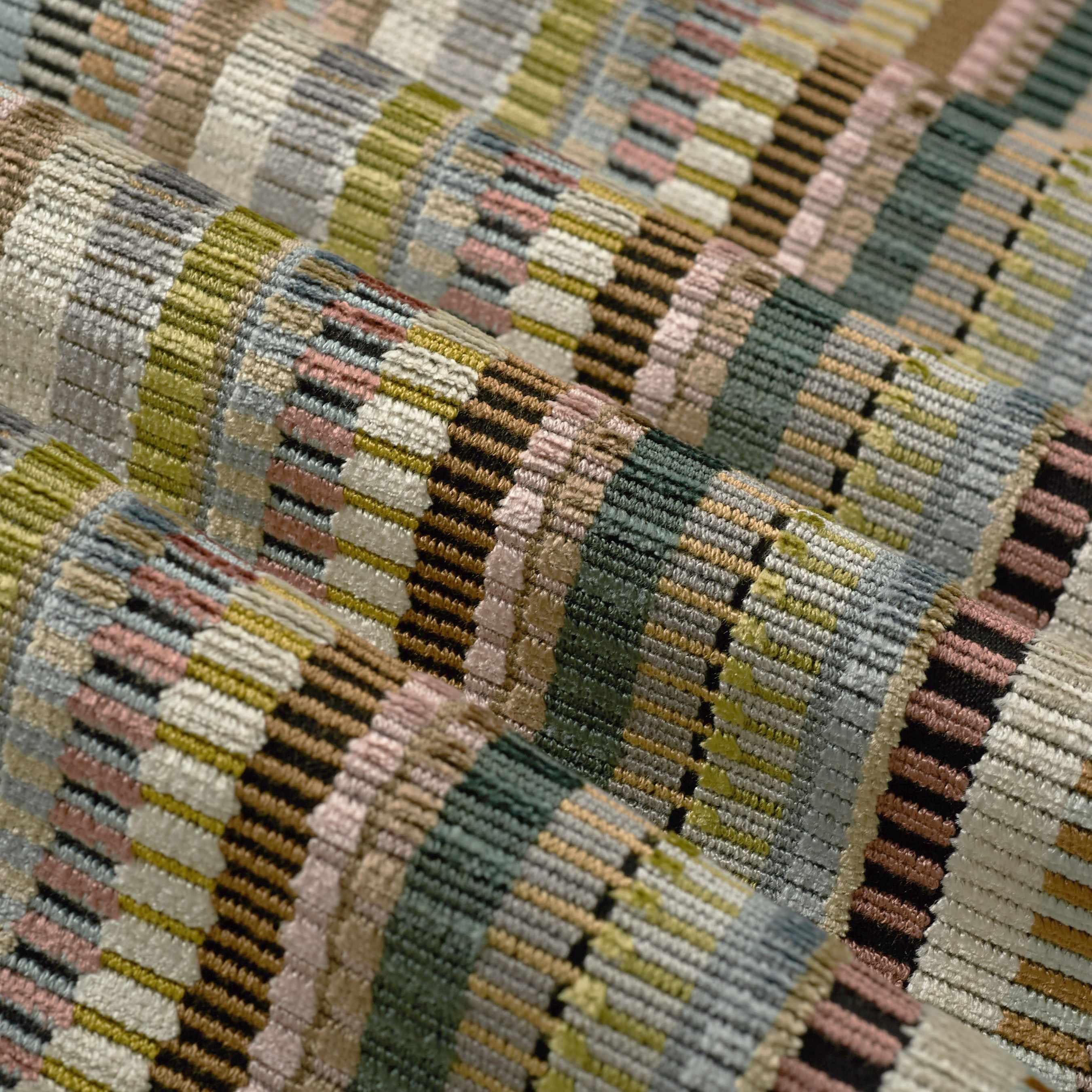 Lianxi Fabric - Social