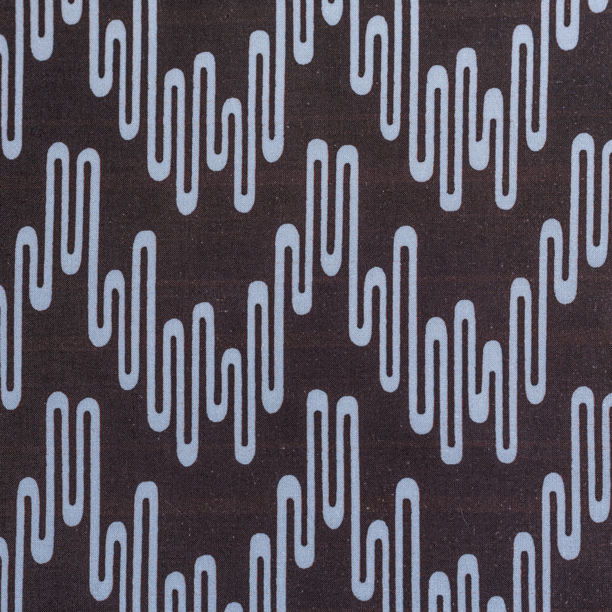 Geometric Print Fabric - Wavelength P102/206 Poppyseed/Vervain